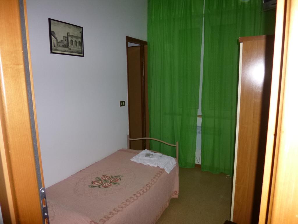 Consul Hotel Ρίμινι Δωμάτιο φωτογραφία