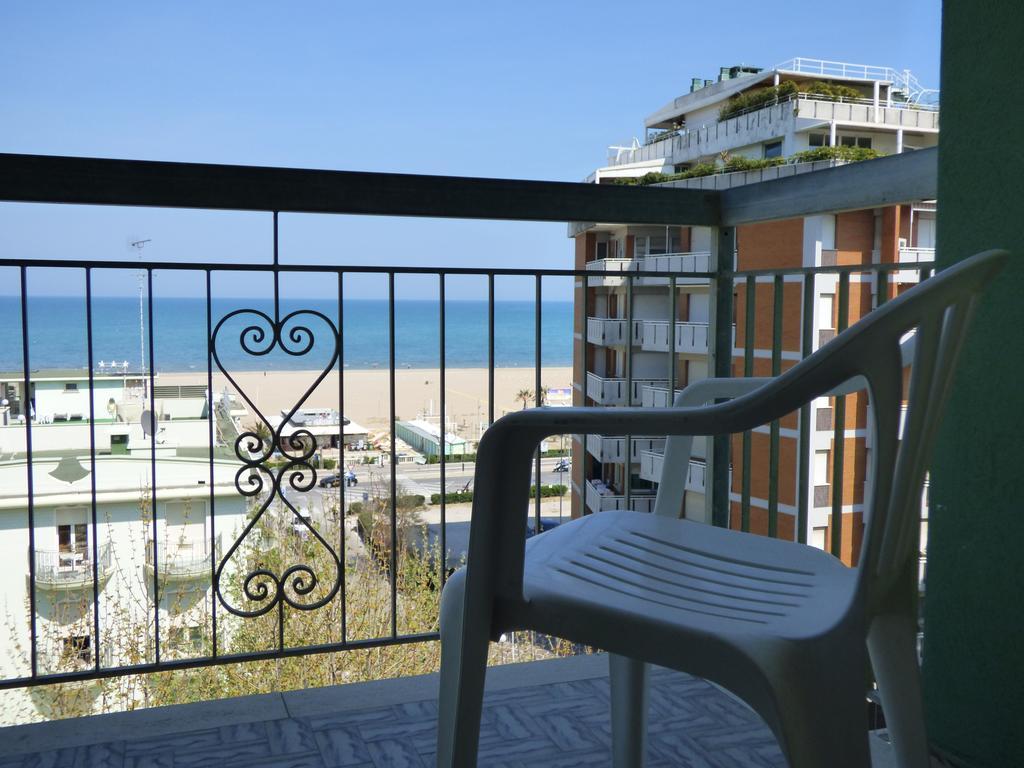 Consul Hotel Ρίμινι Εξωτερικό φωτογραφία