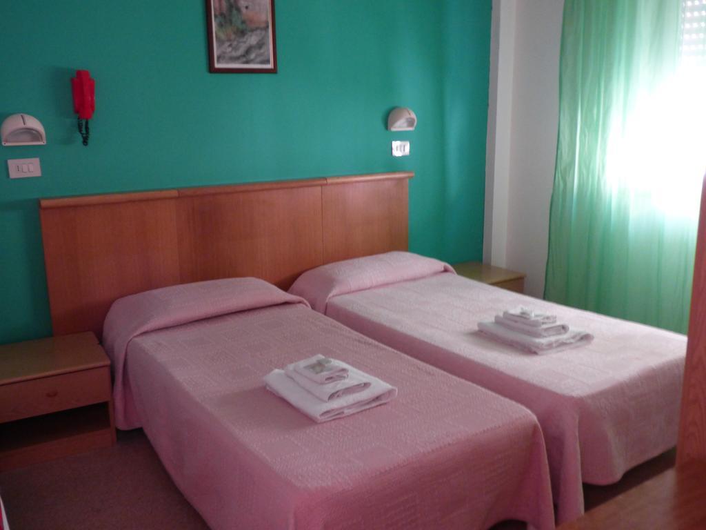 Consul Hotel Ρίμινι Εξωτερικό φωτογραφία