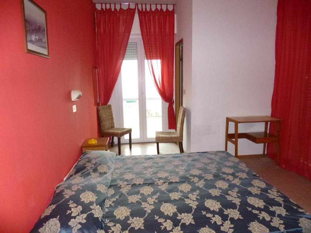Consul Hotel Ρίμινι Εξωτερικό φωτογραφία