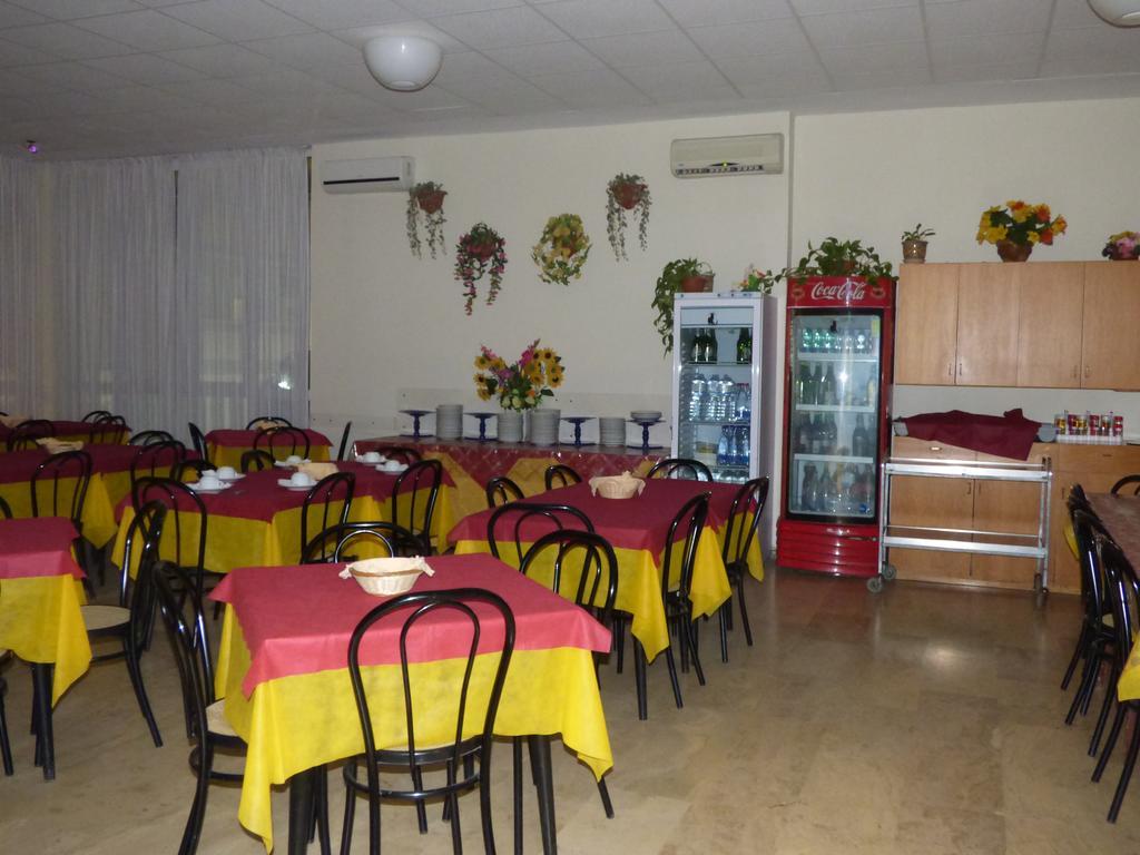 Consul Hotel Ρίμινι Εξωτερικό φωτογραφία